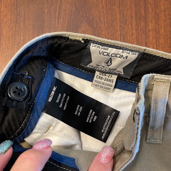 Toddler Volcom khaki pants - Picture 8 of 8